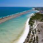 Palm Village Acqua